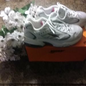 Avia Womens Running Shoe Size 6